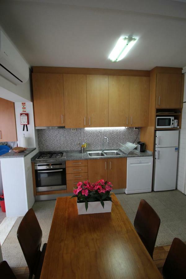 Apartamento Com Patio Aveiro Exterior photo